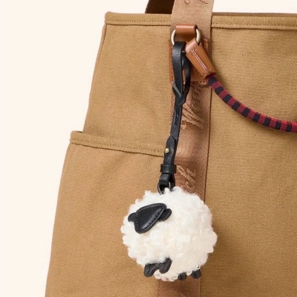 Woolrich X Target Adult White Sheep Bag Charm Keychain - Picture 4 of 4